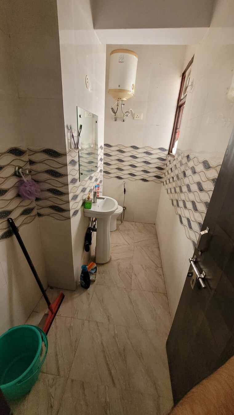 Master Bedroom, sector 15 2 Bedroom 1300 Sq.Ft. Builder Floor In Sector 15 Gurgaon 10080273