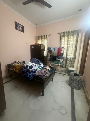 Living Room in 2 BHK Builder Floor at Sector 15 – for Rent