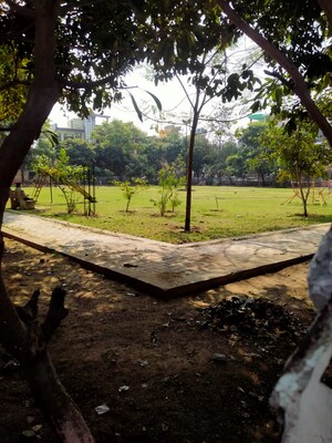 Master Bedroom in 4 BHK Independent House at Omicron Iii Greater Noida – for Sale