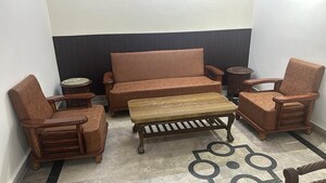 Bedroom in 3 BHK Builder Floor at Sushant Lok I – for Rent