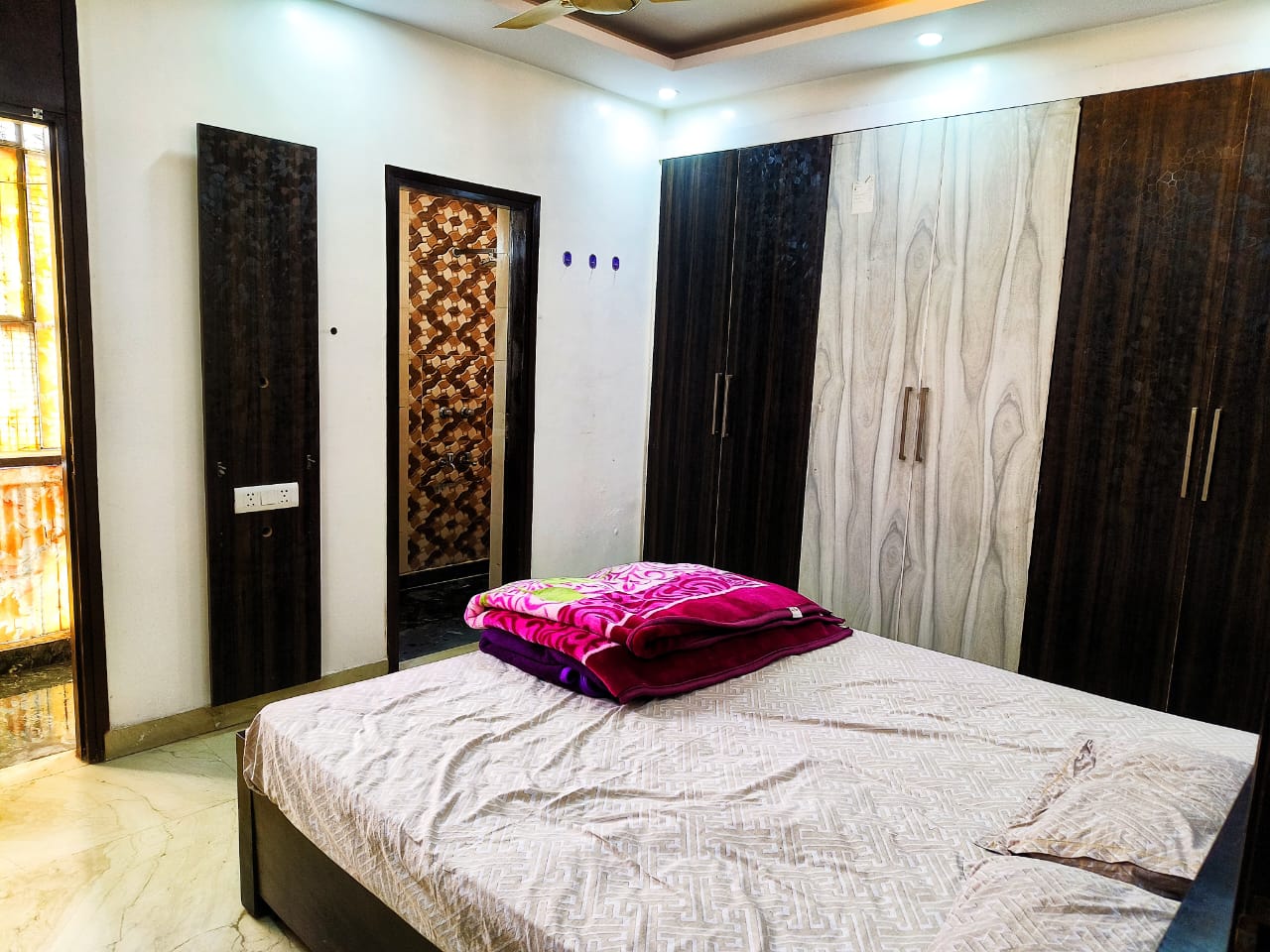 3 BHK Apartment For Rent in East Of Kailash