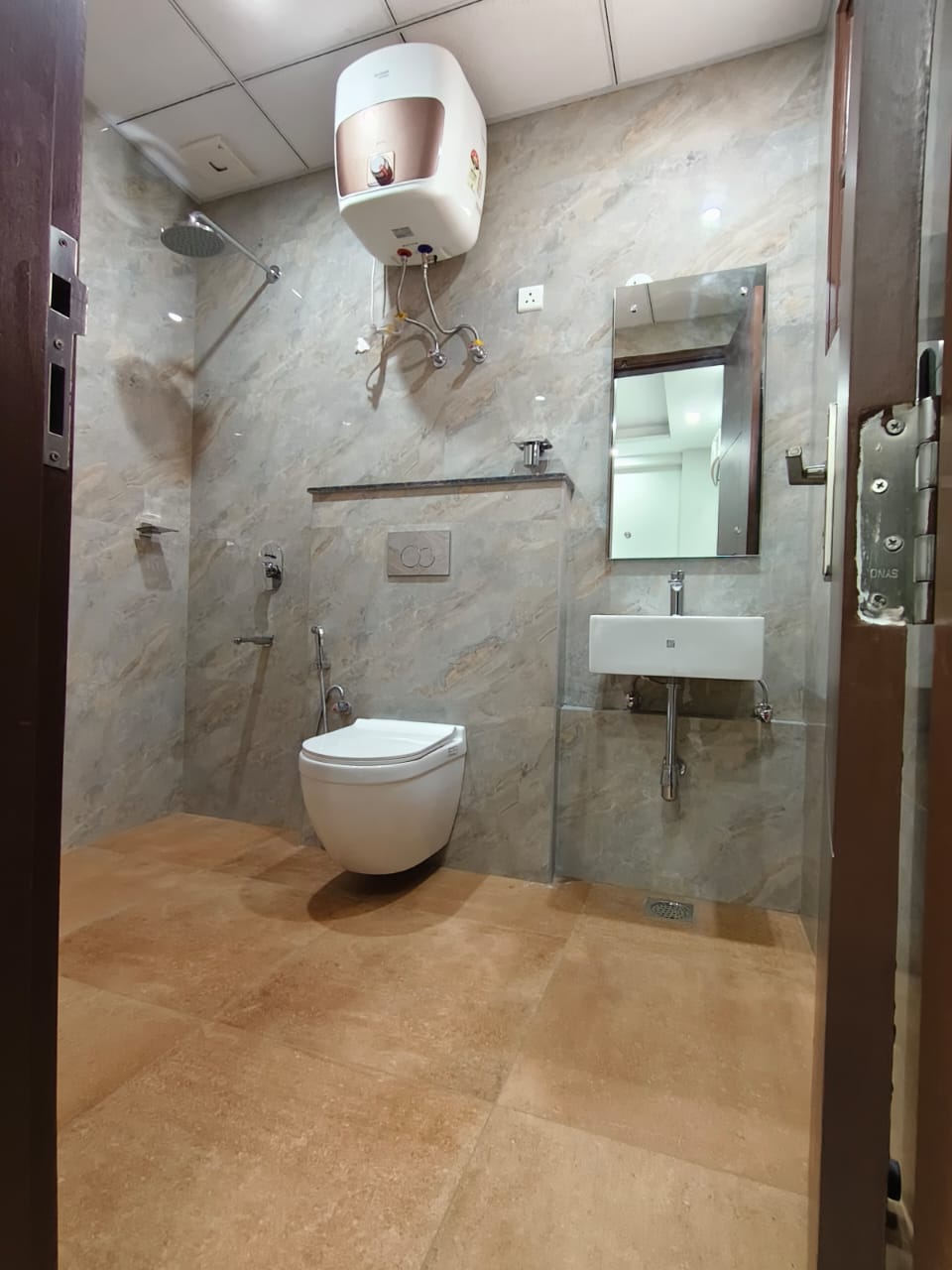 3 BHK Apartment For Rent in East Of Kailash