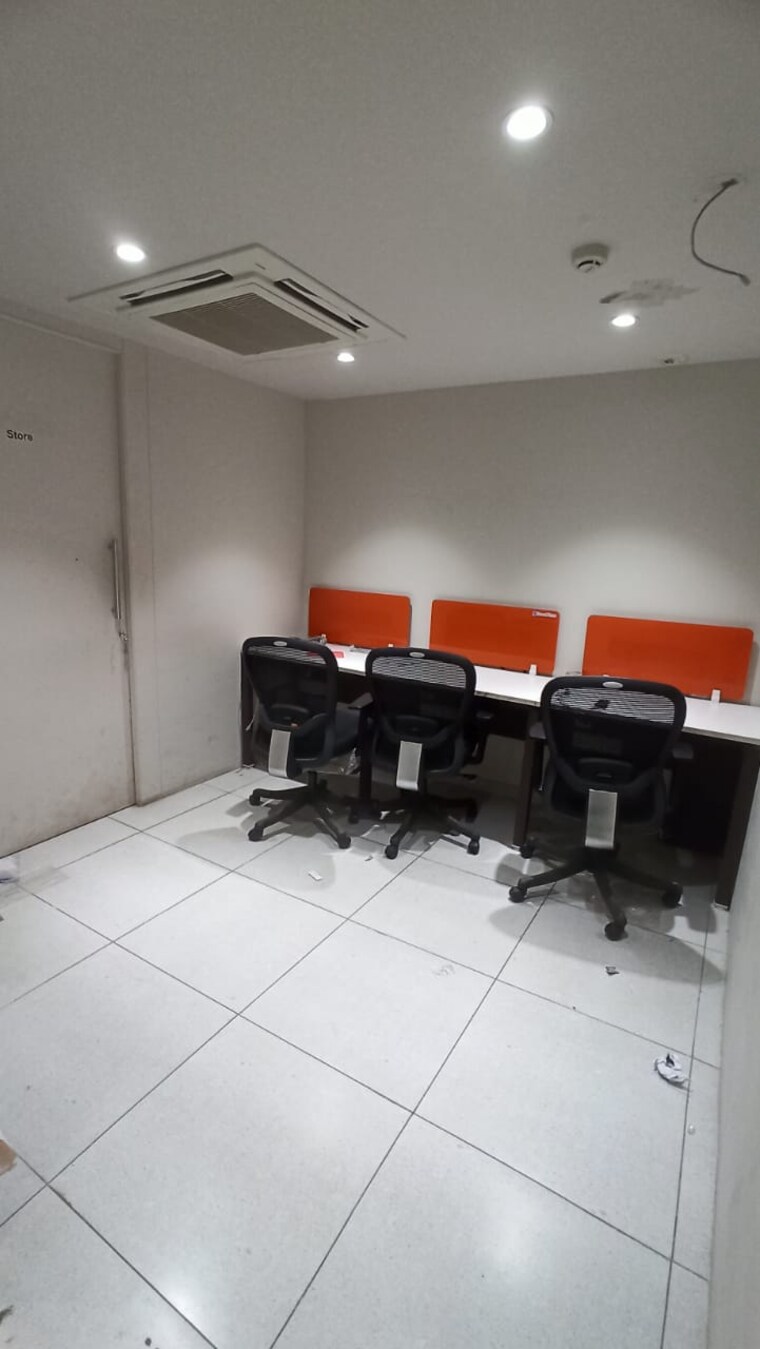 Team Area, risha-brooklyn-tower Commercial Office Space 3400 Sq.Ft. In Makarba Ahmedabad 10080986
