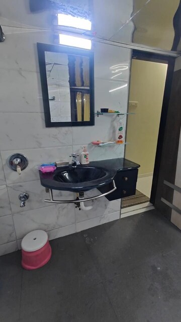 Team Area in 3 BHK Apartment at China Link Apartment, Malad West – for Rent