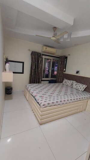 Bedroom in 3 BHK Apartment at China Link Apartment, Malad West – for Rent