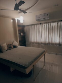 3 BHK Apartment For Rent in China Link Apartment