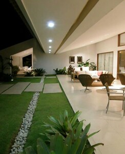 4 BHK + Pooja Room Villa For Sale in Jigani