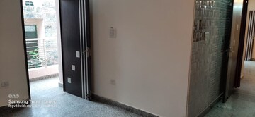 Room in 3 BHK Builder Floor at Neb Sarai – for Rent