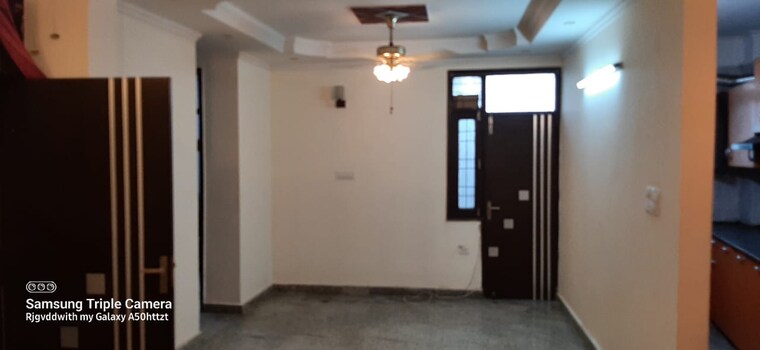 Room, neb sarai 3 Bedroom 1200 Sq.Ft. Builder Floor In Neb Sarai Delhi 10081129