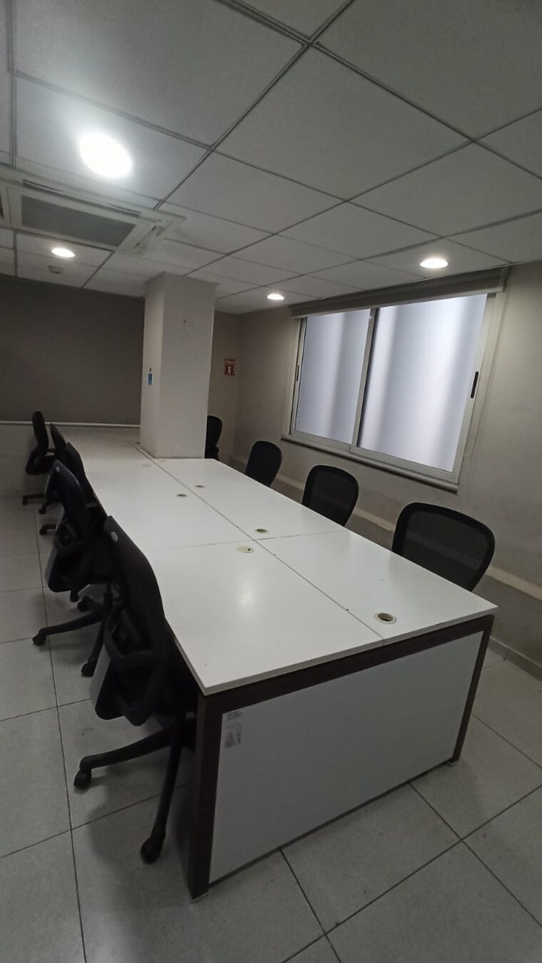 Team Area, risha-brooklyn-tower Commercial Office Space 3400 Sq.Ft. In Makarba Ahmedabad 10081078