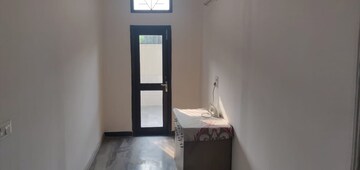 Furnished Amenities in 2 BHK Builder Floor at Sector 46 – for Rent