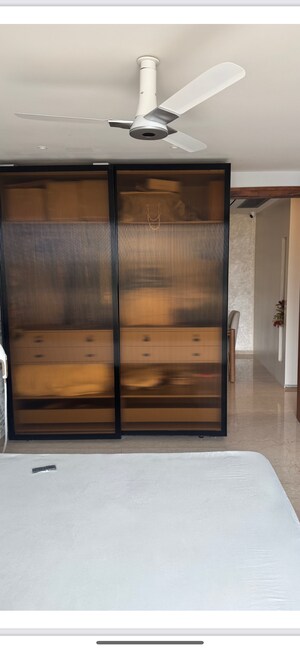 Room in 3 BHK Apartment at L&T Emerald Isle, Powai – for Sale