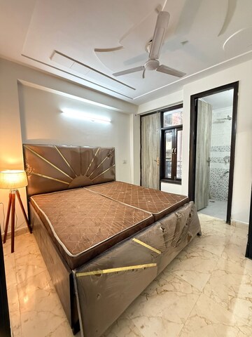 Bedroom in 1 BHK Builder Floor at Neb Sarai – for Rent