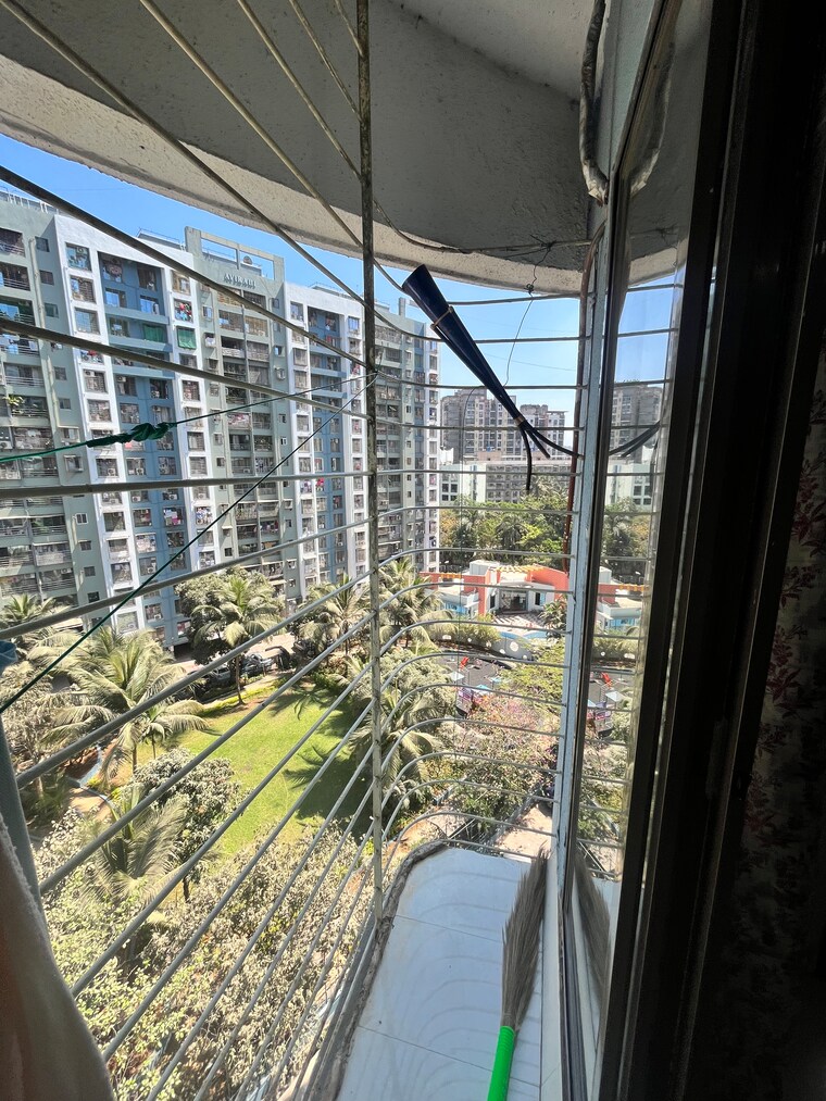 Balcony, mira road 2 Bedroom 550 Sq.Ft. Apartment In Mira Road Thane 10081135