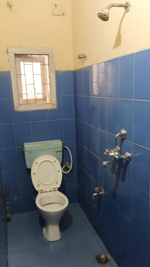 Bathroom in 2 BHK Villa at Six Mile – for Rent