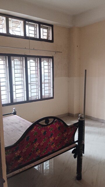Bedroom in 2 BHK Villa at Six Mile – for Rent