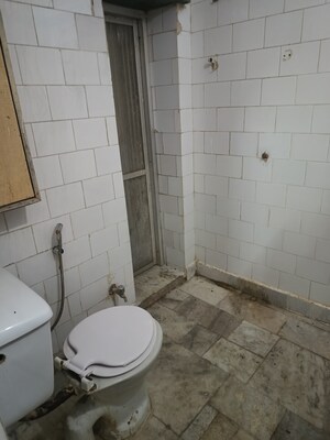 Bathroom in 2 BHK Apartment at Shipra Suncity, Vaibhav Khand – for Rent