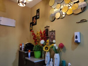 Furnished Amenities in 2 BHK Apartment at Prestige Lakeside Habitat, Varthur – for Rent