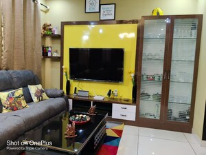 Bedroom in 2 BHK Apartment at Prestige Lakeside Habitat, Varthur – for Rent