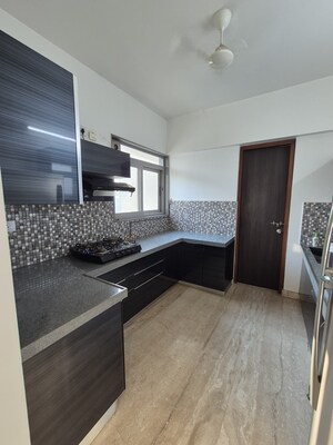 Bedroom in 3 BHK Apartment at Amanora Gateway Towers, Hadapsar – for Rent