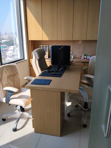  Office Space For Rent in Vastrapur