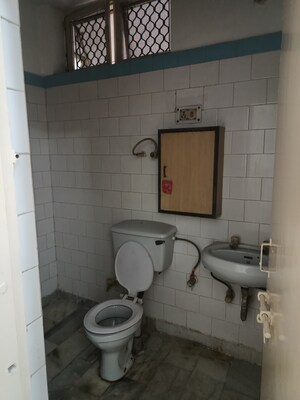 Bathroom in 2 BHK Apartment at Shipra Suncity, Vaibhav Khand – for Rent