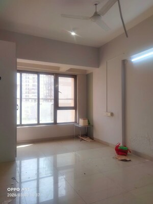 Room in 3 BHK Apartment at Chaitanya Tower, Prabhadevi – for Rent