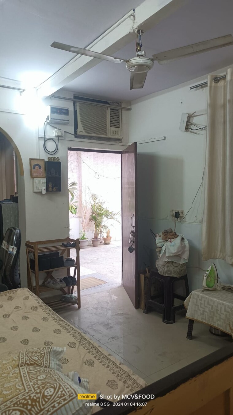 Bathroom, khirki extension 1 Bedroom 450 Sq.Ft. Builder Floor In Khirki Extension Delhi 10081367