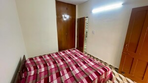 Bedroom in 2 BHK Apartment at Sector 44 – for Rent