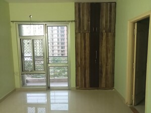 Room in 3 BHK Apartment at Ansal Celebrity Meadows, Sushant Golf City – for Rent