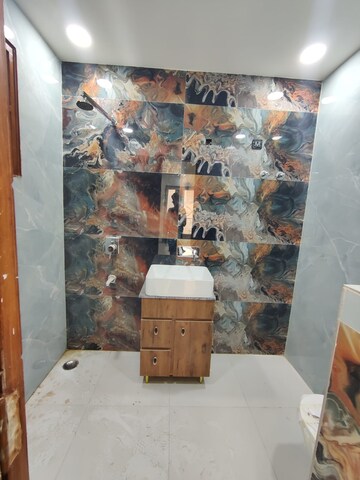 Furnished Amenities in 3 BHK Builder Floor at Green Fields Colony – for Rent