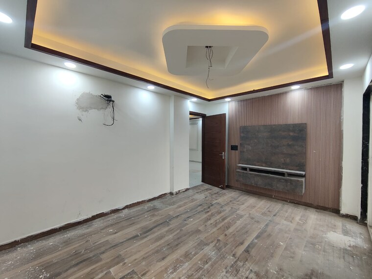 Room, green fields colony 3 Bedroom 1800 Sq.Ft. Builder Floor In Green Fields Colony Faridabad 10081403