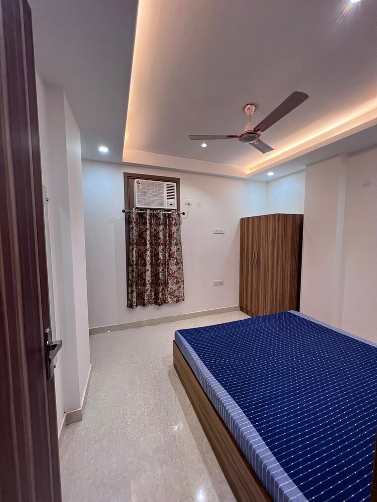 Bedroom, sector 40 2 Bedroom 100 Sq.Yd. Builder Floor In Sector 40 Gurgaon 10081419