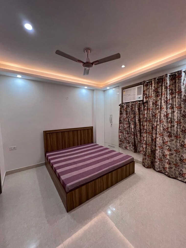 Bedroom, sector 40 2 Bedroom 100 Sq.Yd. Builder Floor In Sector 40 Gurgaon 10081419