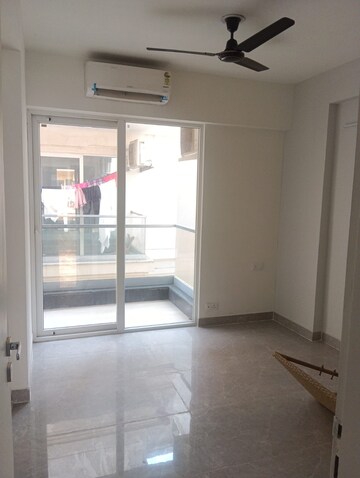 Room in 2 BHK Builder Floor at Signature Global City 92, Sector 92 – for Sale