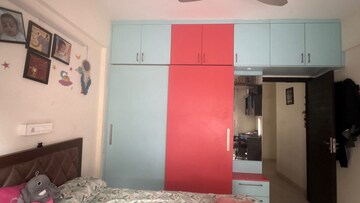 Room in 2 BHK Apartment at Elegant Whispering Winds, Kanakapura Road – for Sale