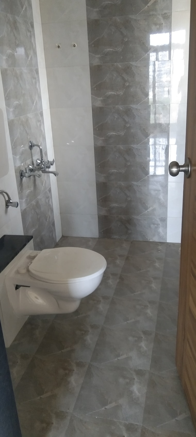 Bathroom, puranik-aarambh 1 Bedroom 420 Sq.Ft. Apartment In Ghodbunder Road Thane 10081446
