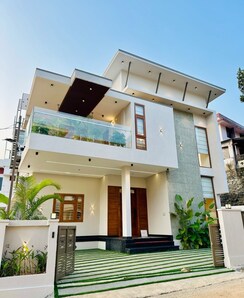 3 BHK + Pooja Room,Study Room,Extra Room Villa For Sale in Bommanahalli