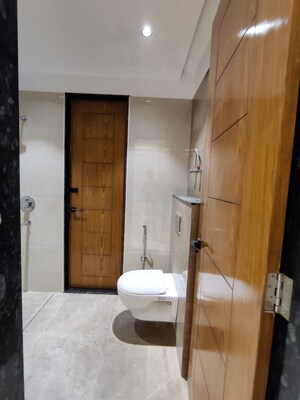 Bathroom in 4 BHK Builder Floor at Green Fields Colony – for Rent