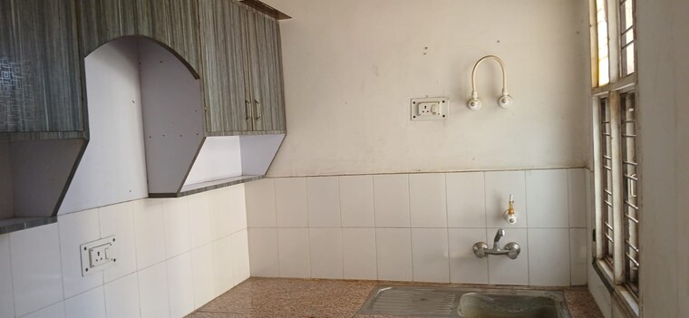 Bathroom, krish-city-phase-2 1 Bedroom 485 Sq.Ft. Apartment In Tapukara Bhiwadi 10081572