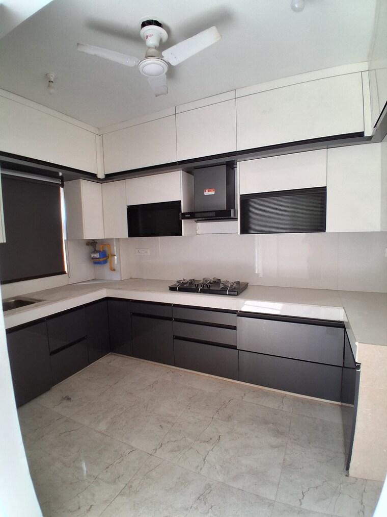Kitchen, uninav-eden 3 Bedroom 2090 Sq.Ft. Apartment In Raj Nagar Extension Ghaziabad 10081678
