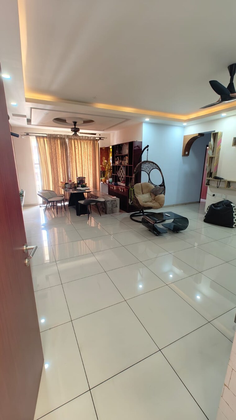 Living Room, prestige-royale-gardens 2 Bedroom 1306 Sq.Ft. Apartment In Gantiganahalli Bangalore 10081685