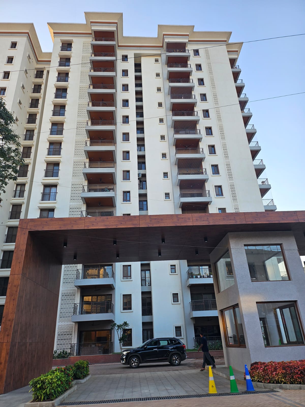 2 BHK 1400 Sq.Ft. Apartment in Centreo 