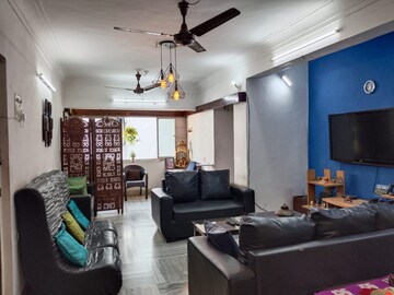 Living Room in 2 BHK Apartment at Ashish CHS Vile Parle West, Vile Parle West – for Rent