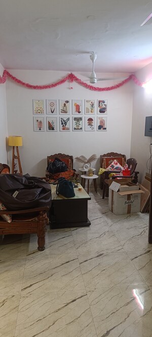 Master Bedroom in 2 BHK Apartment at Rohini Sector 8 – for Rent