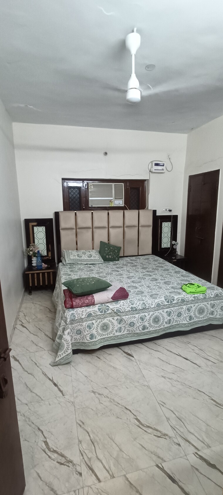 Bedroom, rohini sector 8 2 Bedroom 1000 Sq.Ft. Apartment In Rohini Sector 8 Delhi 10081781