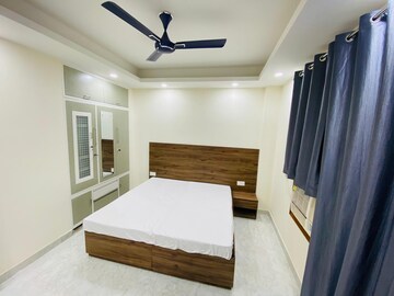 Bedroom in 2 BHK Builder Floor at AS Tower, Sector 45 – for Rent