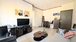 2 BHK Apartment For Rent in The Wadhwa Promenade