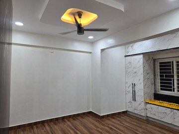 Room in 3.5 BHK Apartment at Dhatri Homes Manikonda, Manikonda – for Rent