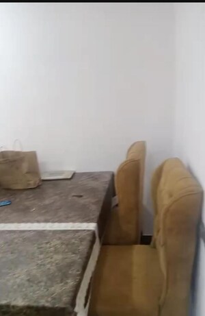 Bathroom in 3 BHK Apartment at Windsor Tower, Andheri West – for Rent